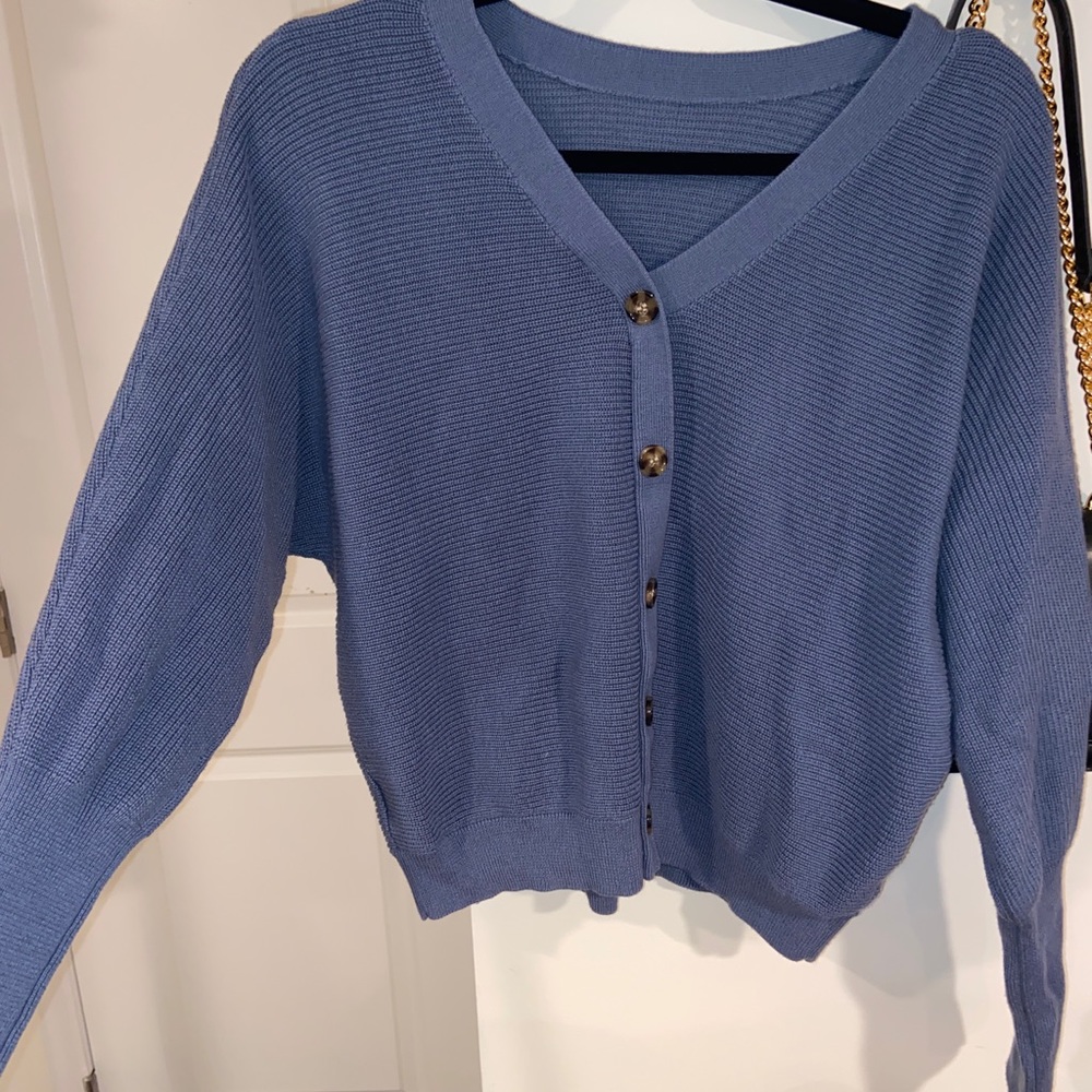 Button down top - Picture 3 of 4
